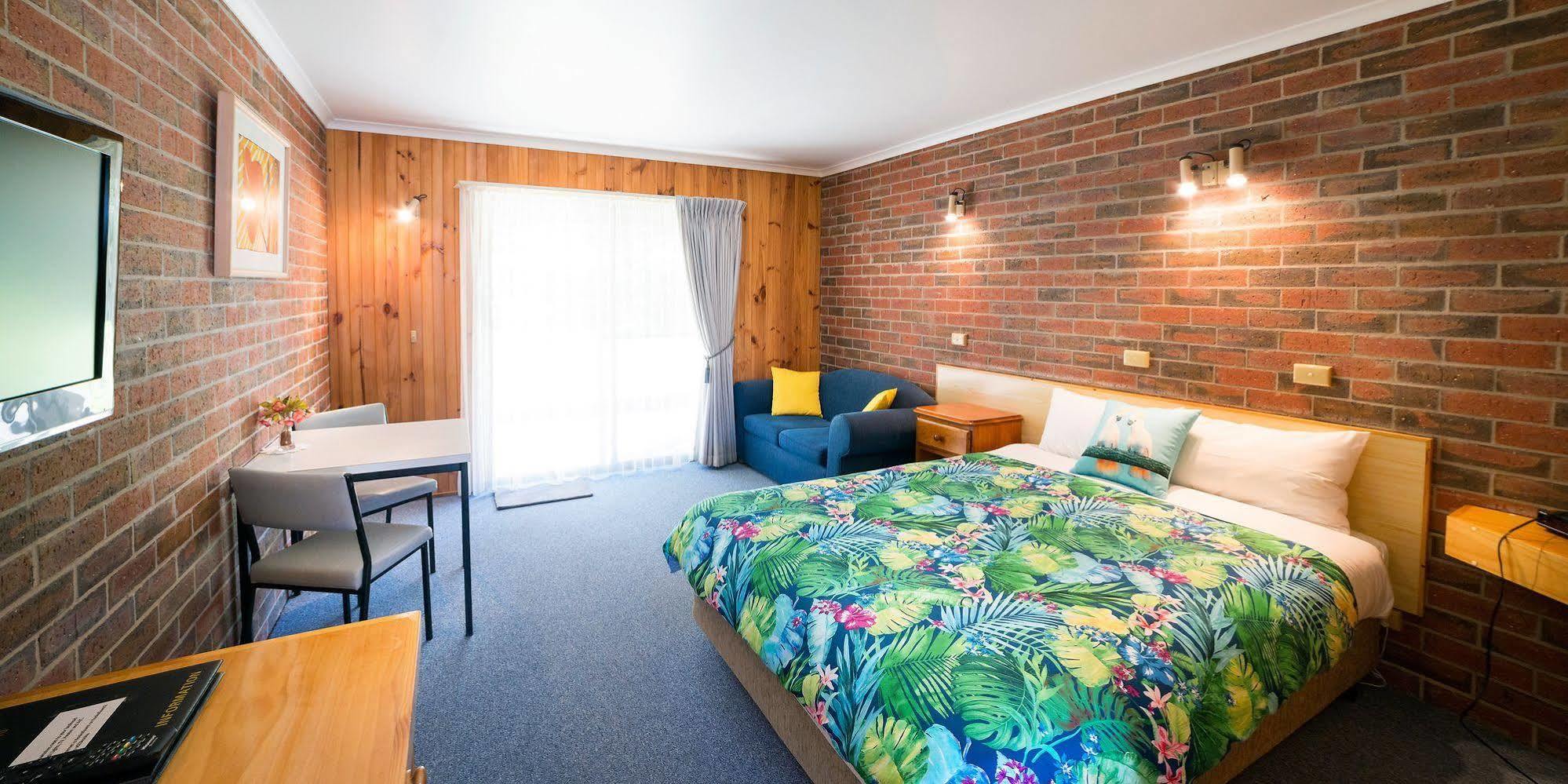 Kookaburra Motor Lodge Halls Gap Exterior photo